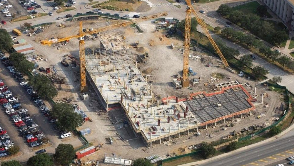 2002年新兴技术大楼的建设