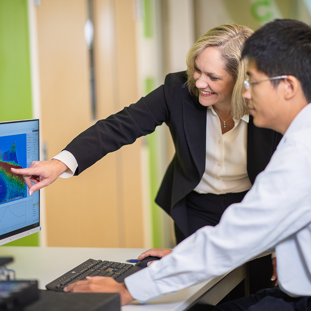 辛西娅·希普威尔博士