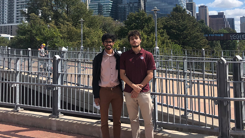 Pepito Thelly和Rami Ayari，机械工程大四学生