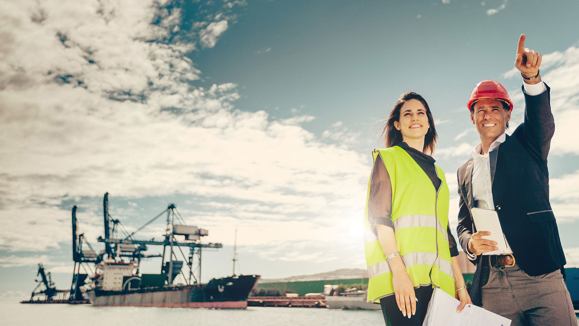 海洋工程师合作解决方案，以解决海洋项目。